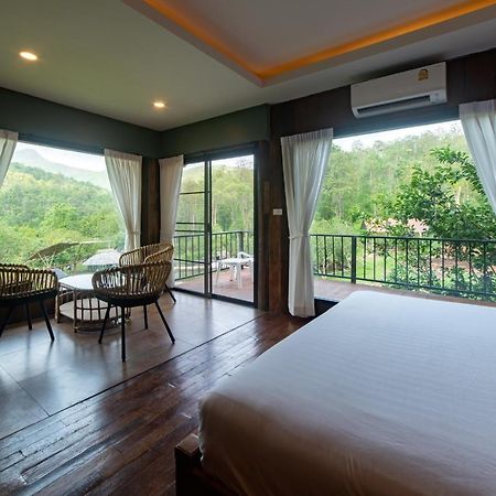 Tawan Riverside Mae Wang Экстерьер фото