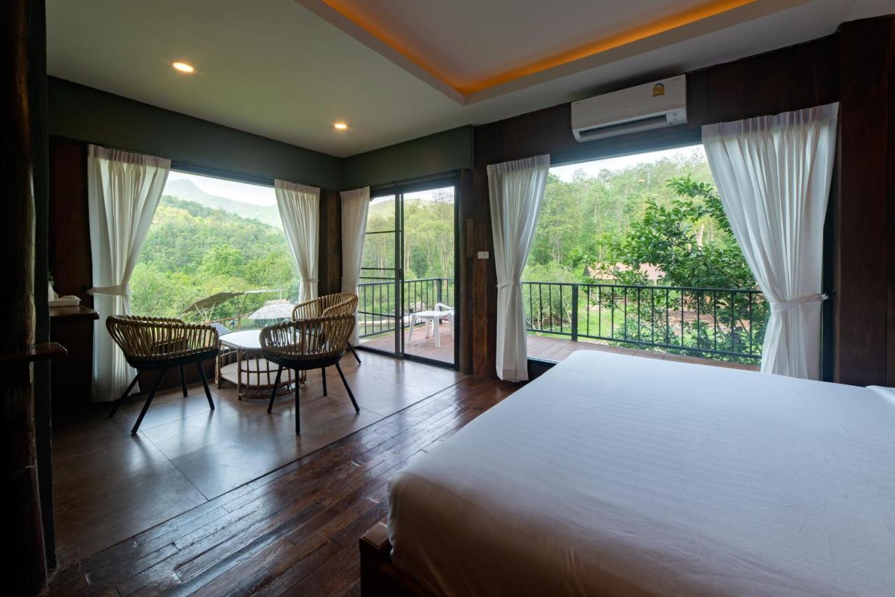 Tawan Riverside Mae Wang Экстерьер фото